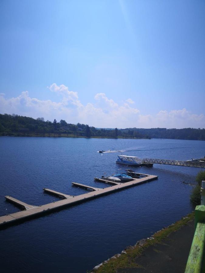 L'Essenciel Du Lac Eguzon-Chantome Exterior photo